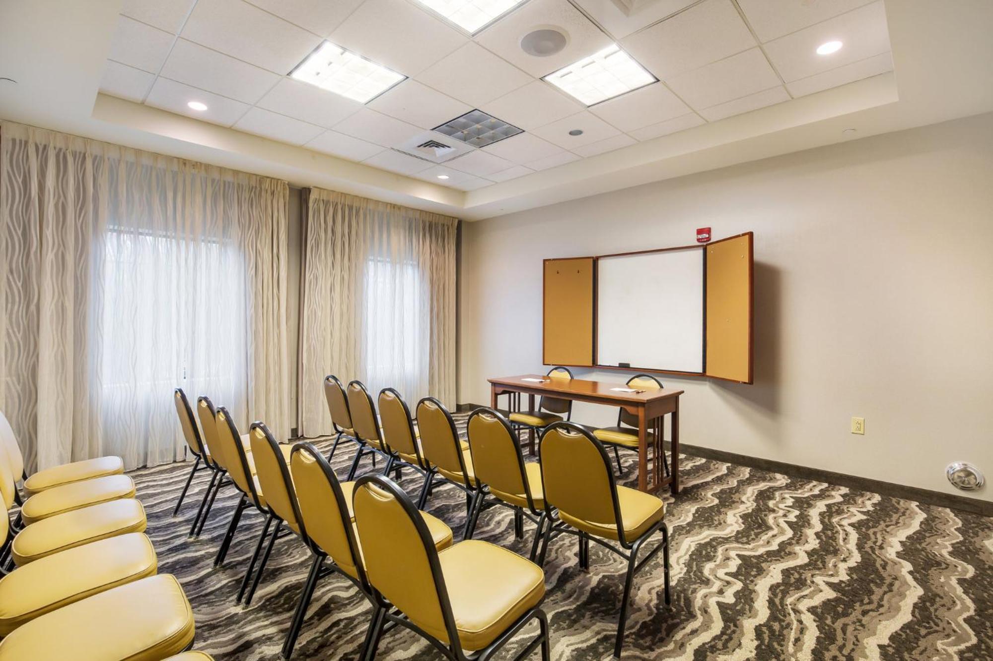 Staybridge Suites Chesapeake-Virginia Beach By Ihg Bagian luar foto